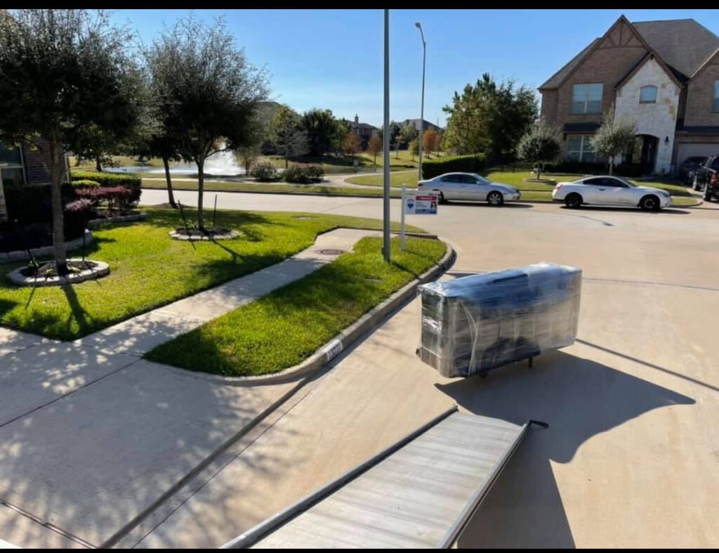 Professional Chicago movers serving residential homes